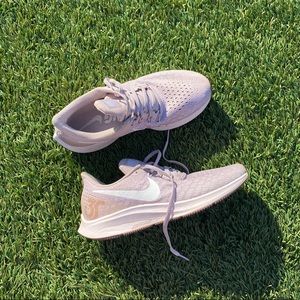 Nike Pegasus Running Shoes in excellent condition!
